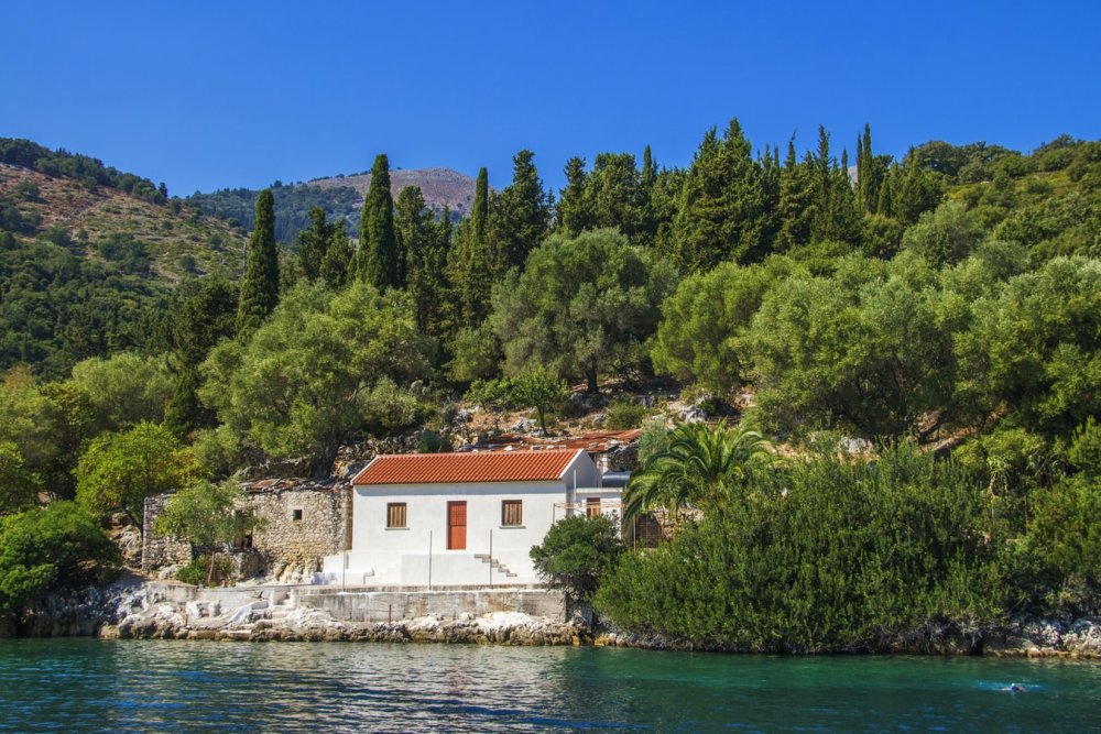  السياحة في اليونان استأجر سيارة للتنقل في جزيرة زاكينثوس - Mihail Minko