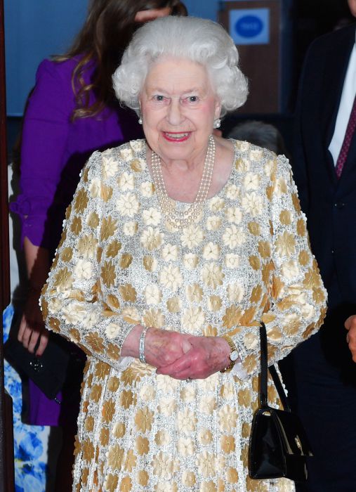 الملكة ستكون أول من يشاهد فستان زفاف ميغان ماركل