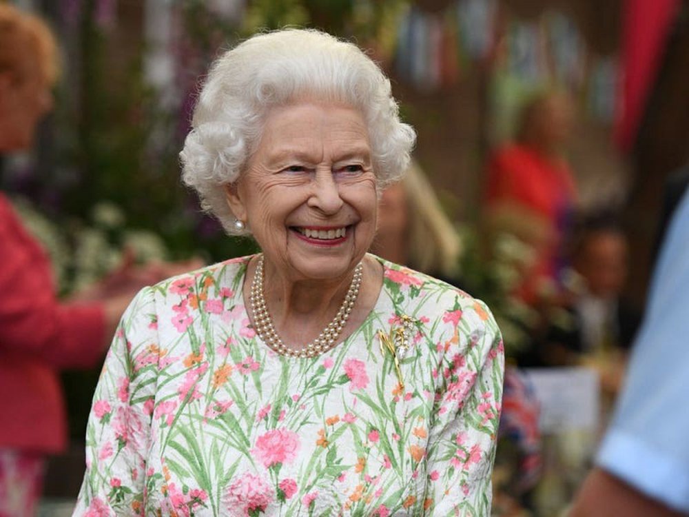 الملكة تنضم حفل استقبال مسائي لقادة الدول السبع