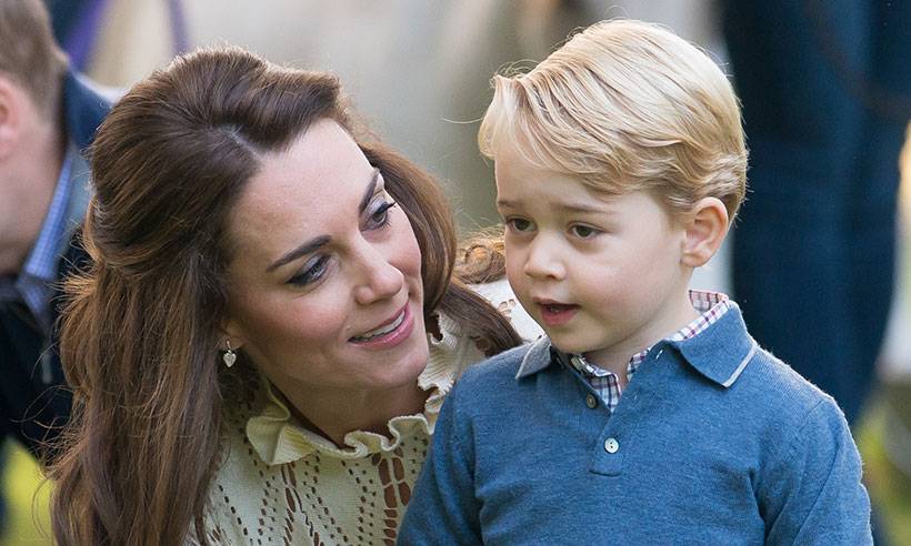 دوقة كامبريدج وابنها الأمير جورج