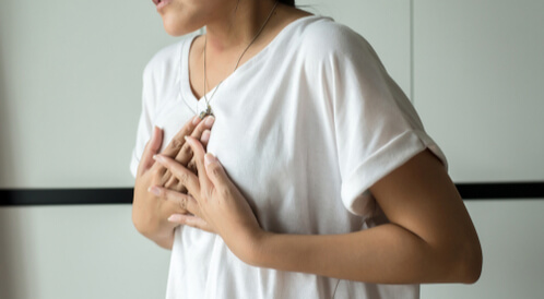 ضيق التنفس أحد أعراض بطء عضلة القلب