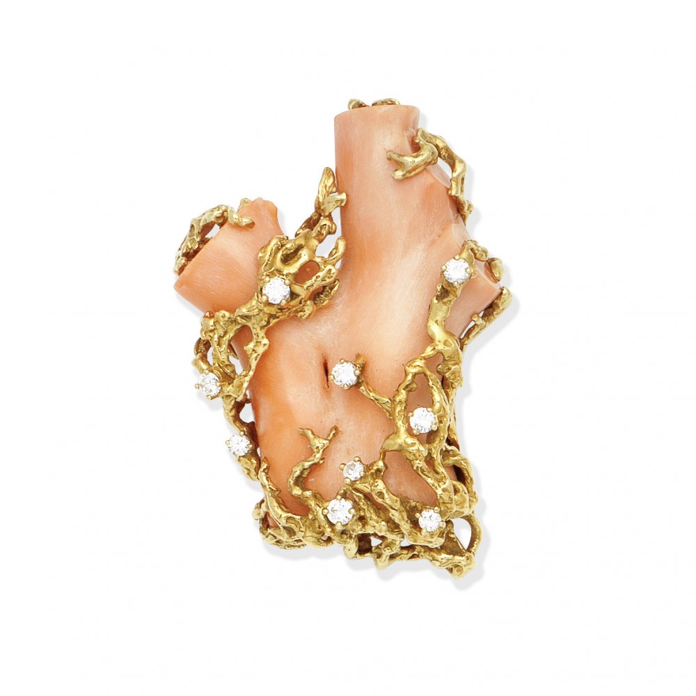 بروش الذهب  المرجان من مجموعة مجوهرات جوان كولينز