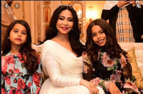 شيرين عبد الوهاب وبناتها في حفل زفافها