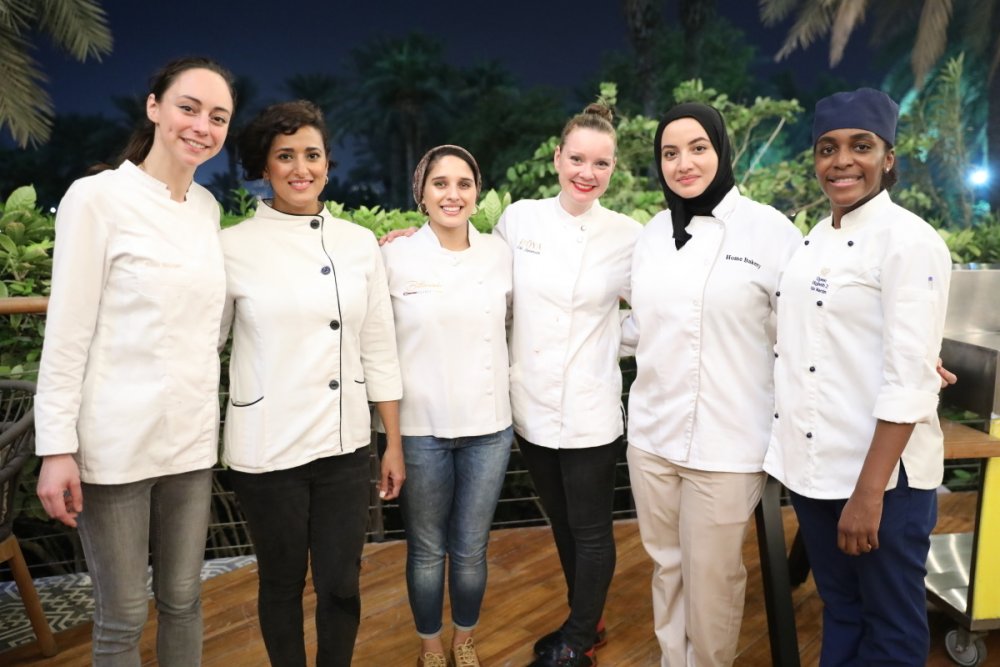 أمهر الطاهيات يستعرضن مهاراتهن في صناعة الحلويات خلال احتفالية مجلس الألبان الفرنسي والاتحاد الأوروبي في دبي