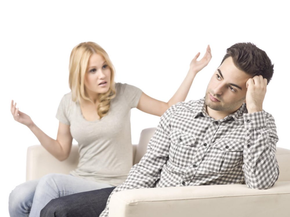 كيفية التعامل مع الزوج العنيد والعصبي -تبني الحوار السليم مع الزوج العنيد و العصبي