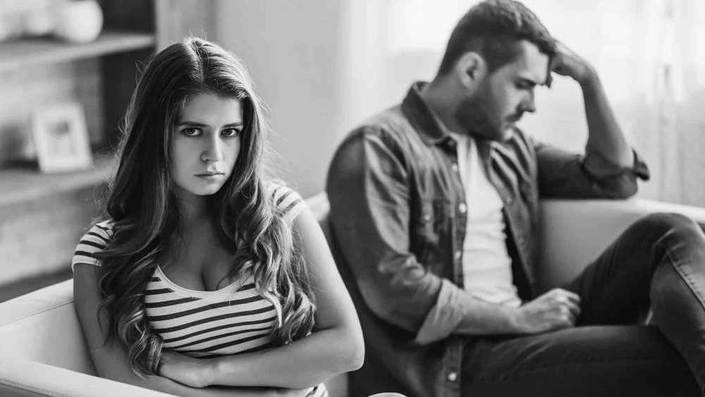  خمسة مراحل في الزواج تنذر بالطلاق - مرحلة القيود