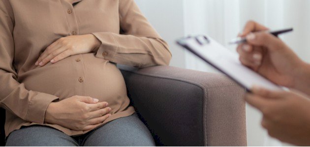 كيف تكون إفرازات الحمل في الشهر الثالث
