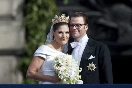  الأميرة فيكتوريا اختارت تاج The Cameo الذهبي الرائع لحفل زفافها
