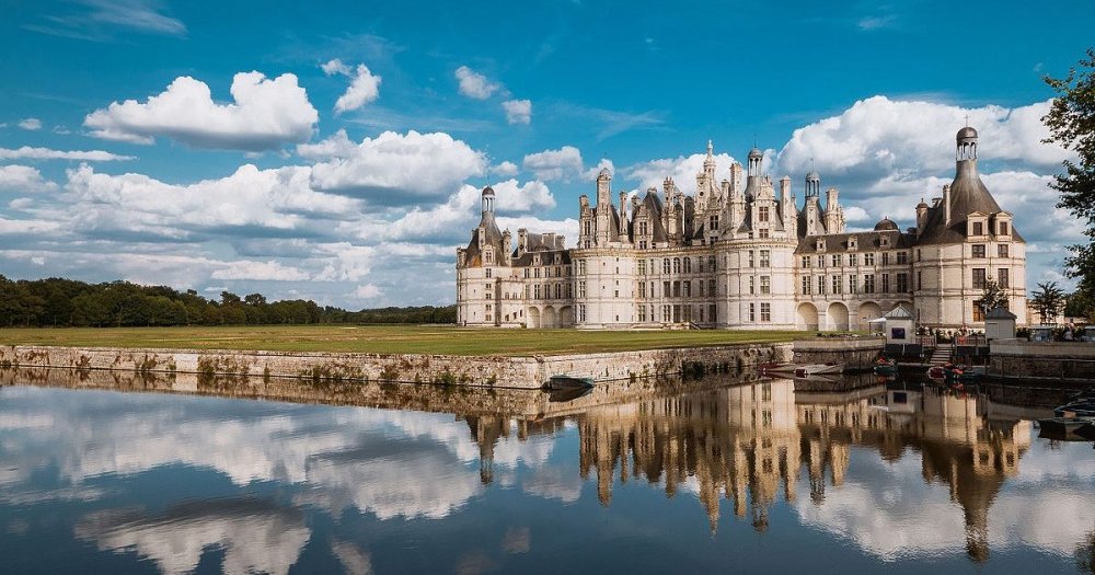معالم سياحية في فرنسا تنتظر استكشافكم الافتراضي