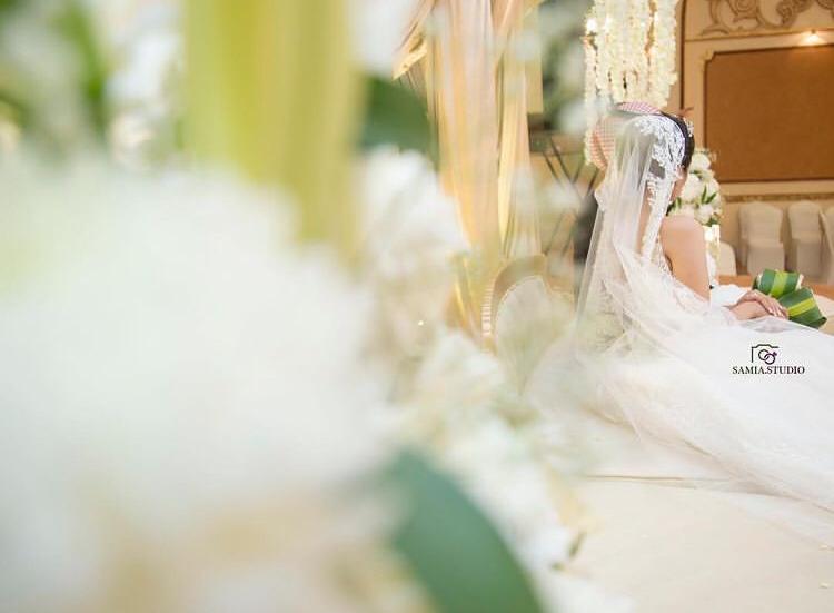 من لقطات العروس من المصورة ساميه عبدالرحمن