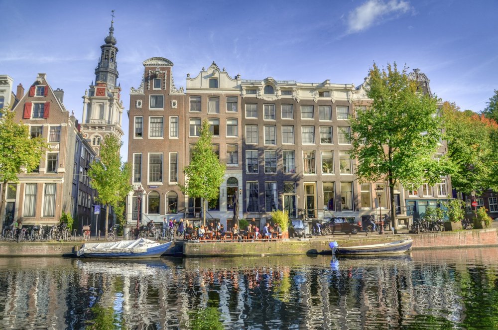 هولندا من أجمل الوجهات السياحية لعطلة في عيد الأم بواسطة Skitterphoto