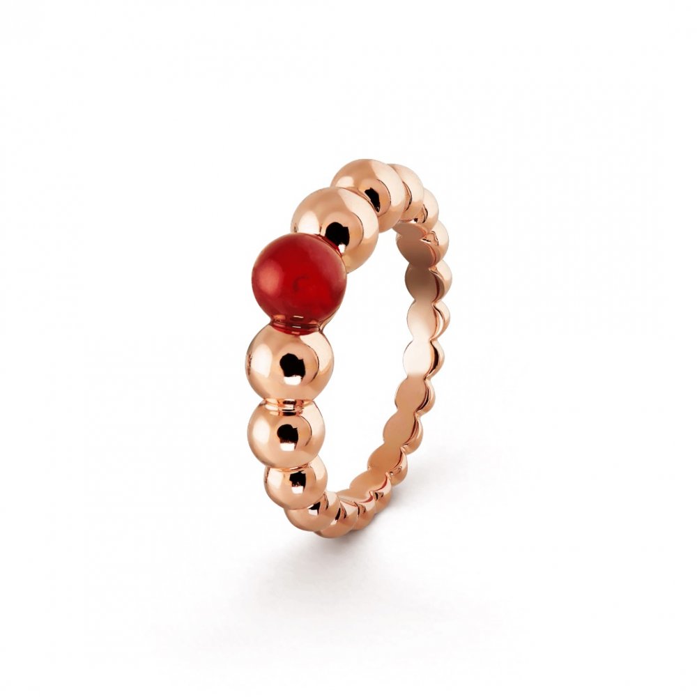 خاتم فان كليف آند أربلز من الذهب والعقيق الأحمر