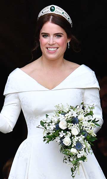 الأميرة يوجين ترتدي التاج في حفل زفافها