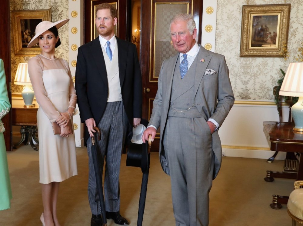 الأمير تشارلز يخطط للسفر إلى الولايات المتحدة لمواجهة الأمير هاري وزوجته ميغان ماركل  دوقة ساسيكس