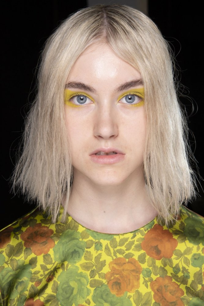 رسمات عيون ملونة بتدرجات صفراء من Marques Almeida