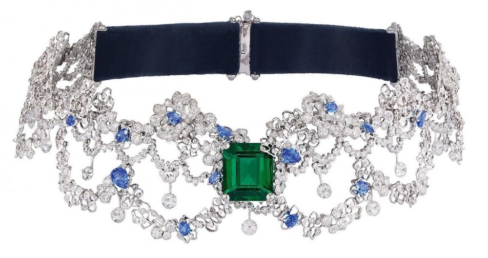 قلادة Dior Dentelle Velours necklace
