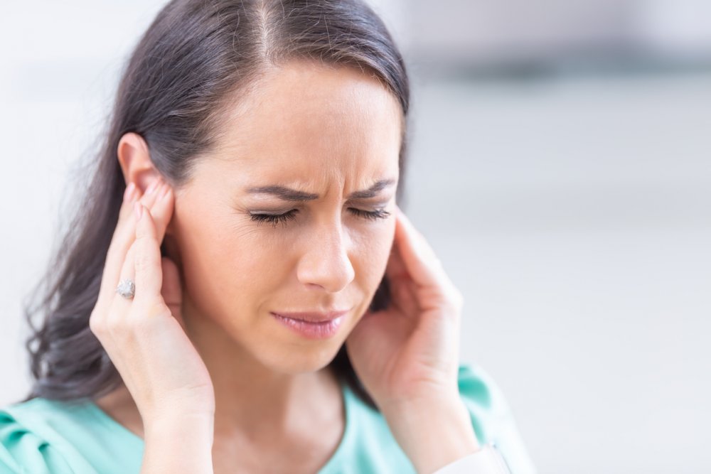 دواء هيدروكسي كلوروكين يسبب طنين الأذن