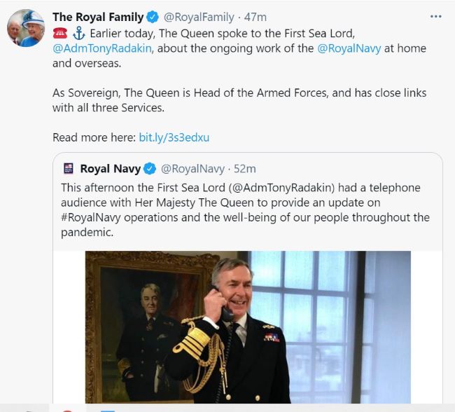 البحرية الملكية تقدم تقريرا للملكة