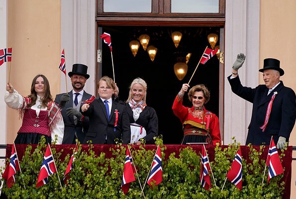  العائلة المالكة النرويجية تحتفل باليوم الوطني للنرويج
