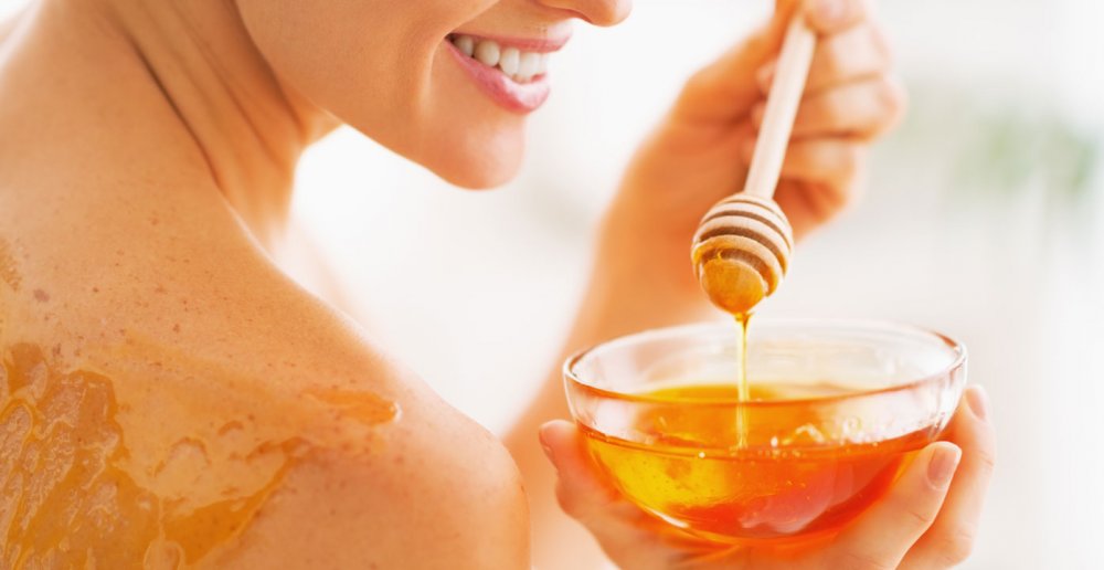  مقشر العسل والقرفة ممتاز لتنعيم الجسم