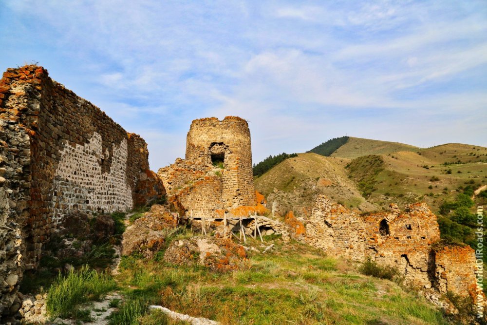 السياحة في بورجومي قلعة أتسكوري Atskuri Fortress