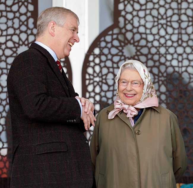 الملكة إليزابيث لن تحتفل هذا العام مع الأمير أندرو بعيد ميلاده الـ60
