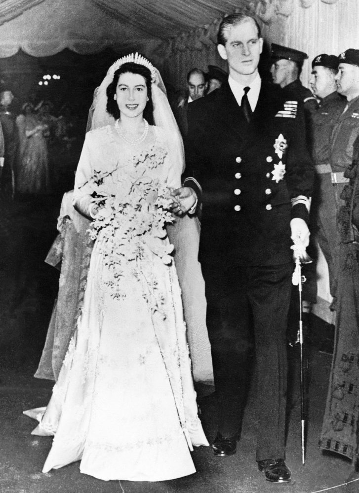 اعترض الملك جورج السادس على زواج ابنته من الأمير فيليب في البداية