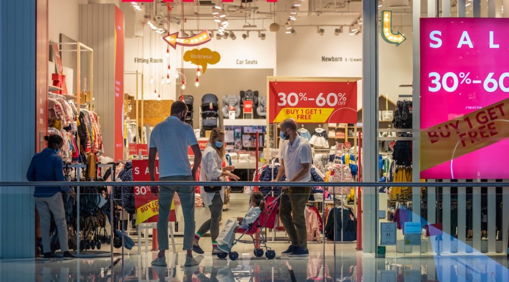 متعة التسوق في مفاجآت صيف دبي - المصدر وكالة أنباء الإمارات 