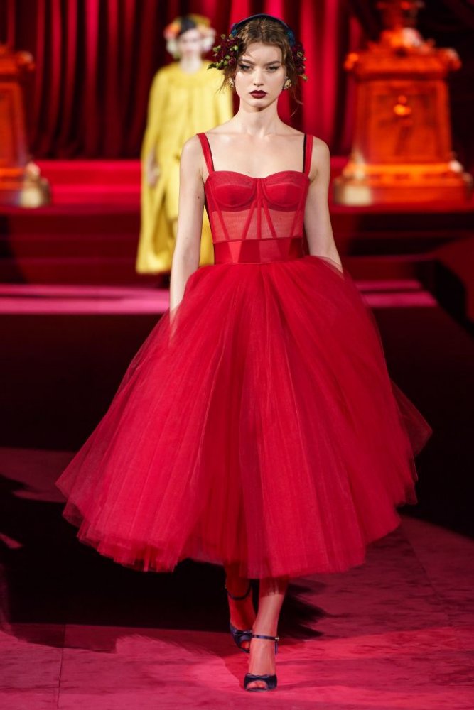  فستان سهرة كلوش من Dolce & Gabbana