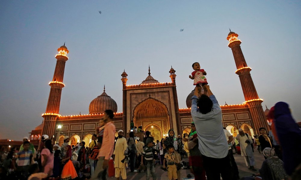 بهجة شهر رمضان في الهند بواسطة Adnan Abidi