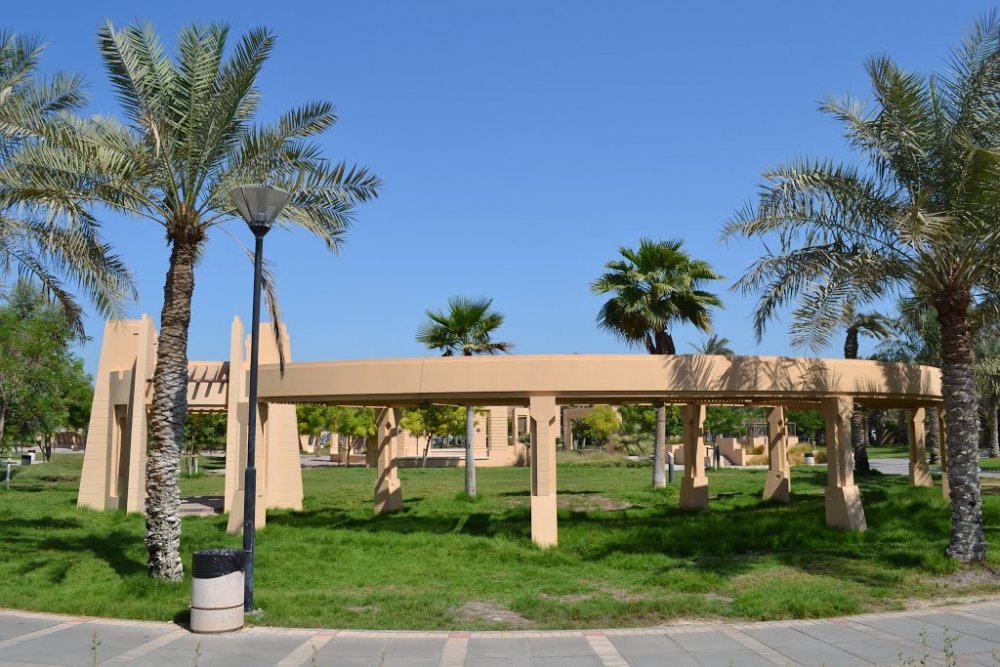 السياحة في البحرين حديقة الأندلس Al Andalus Garden