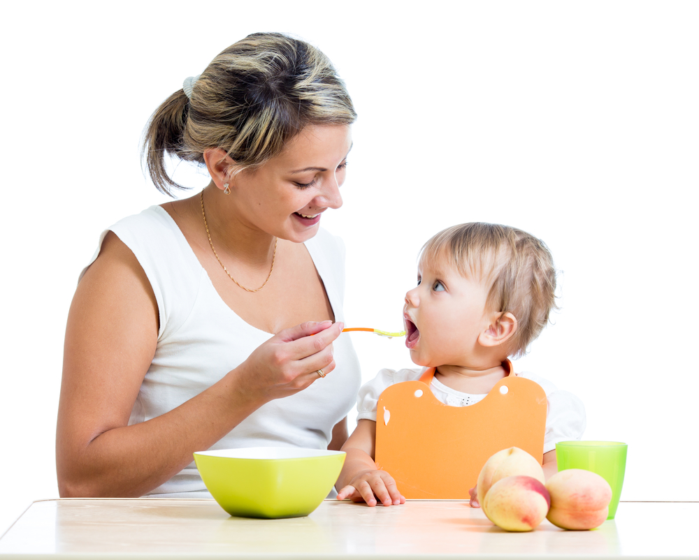 الخوخ وجبة صحية للاطفال الرضع بامر الطبيب