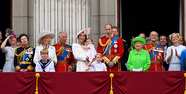 إلغاء المظاهر الاحتفالية في عيد ميلاد الملكة اليزابيث