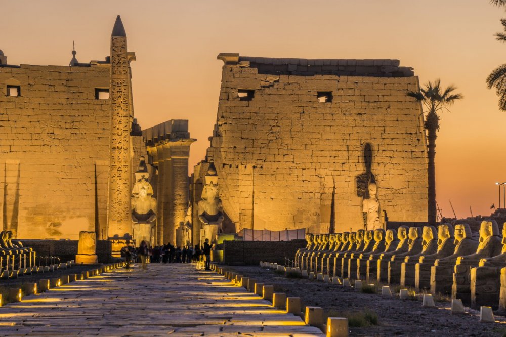 معالم سياحية في الأقصر معبد الأقصر Luxor temple