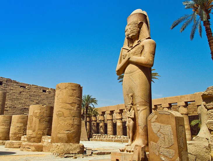 معالم سياحية في الأقصر معبد الكرنك Karnak temple
