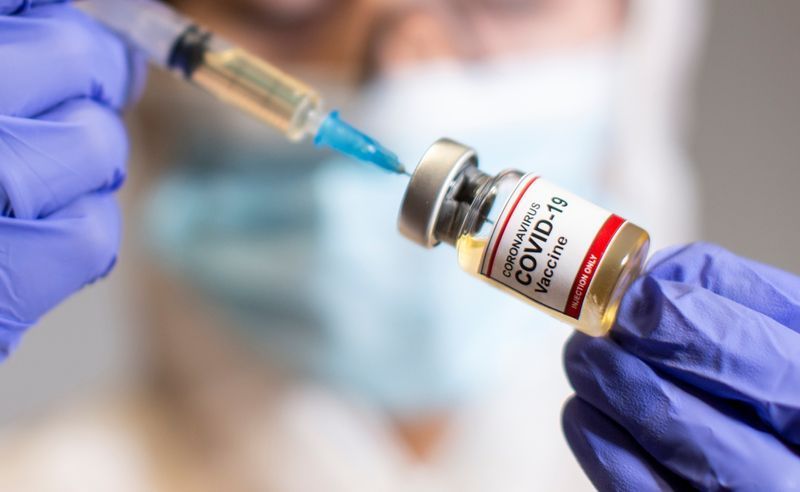 اللقاحات المتوفرة قادرة على محاربة السلالة الجديدة