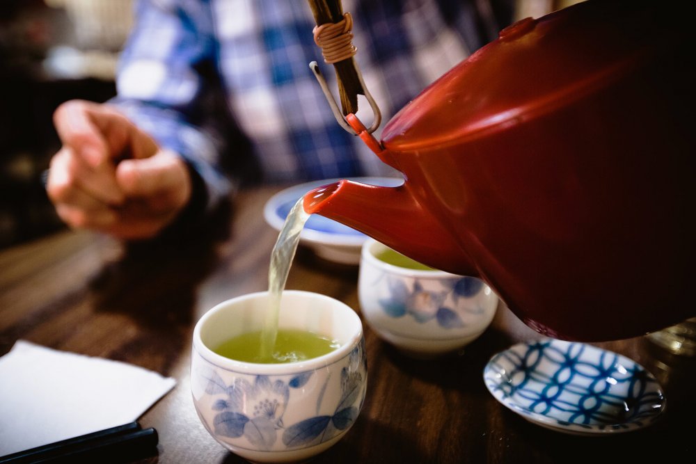  الشاي الأخضر منشط ومبه طبيعي