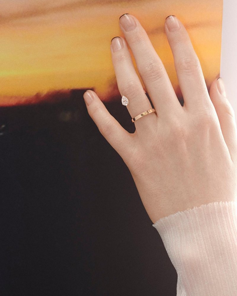 تصميم خاتم ماسي مبتكر يلتف حول الاصبع من Repossi
