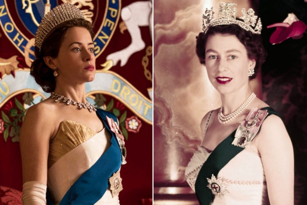 من اليمين الملكة إليزابيث الثانية وعلى اليسار الممثلة كلير فوي في " The Crown"