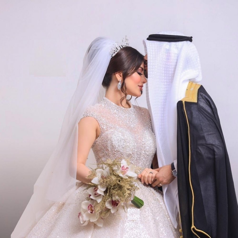 حفلات الزفاف الإماراتية تتأثر بشدة بالتقاليد والثقافة