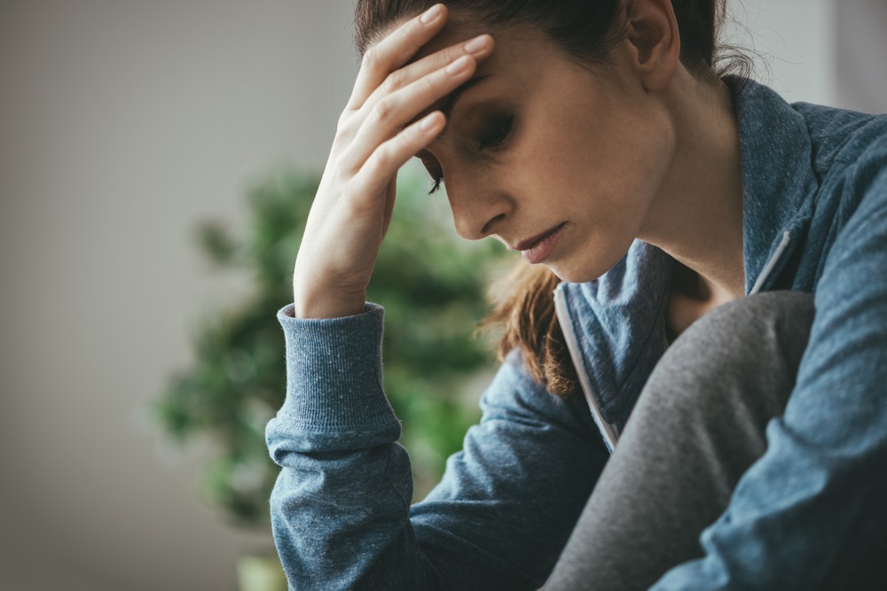 الاكتئاب واضطراب العلاقات الاجتماعية من اعراض اضطراب الوسواس القهري الجسدية