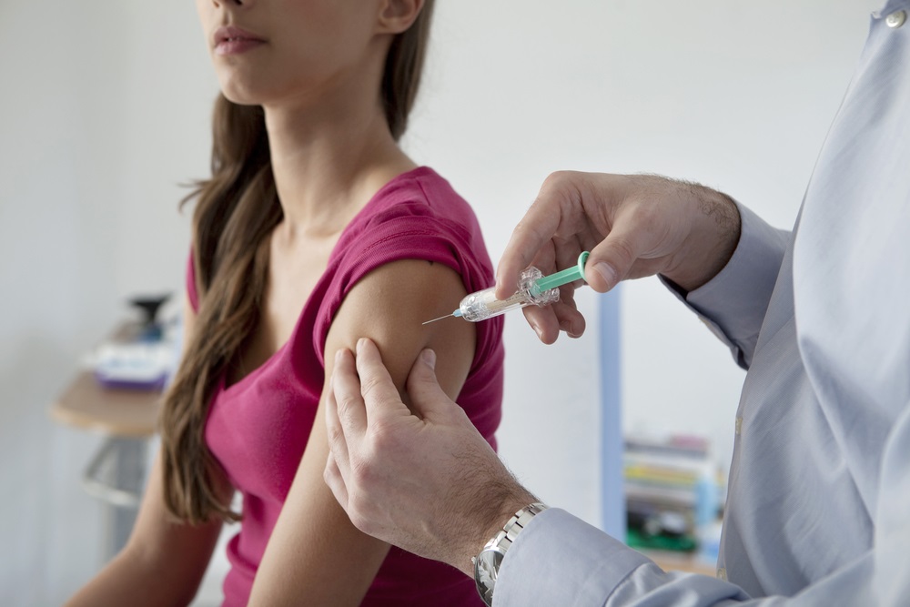  اهمية التطعيم في الوقاية من سرطان عنق الرحم