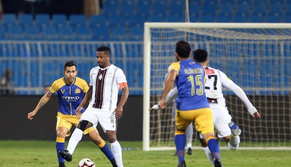 يبحث الهلال عن مواصلة تسجيل أرقامه القياسية وعدم الخسارة هذا الموسم في الدوري السعودي
