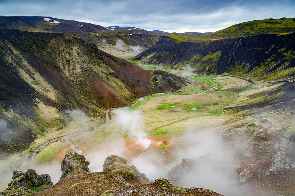 وادي البخار Reykjadalur من أجمل أماكن سياحية في ايسلندا بواسطة Jakub Fryš