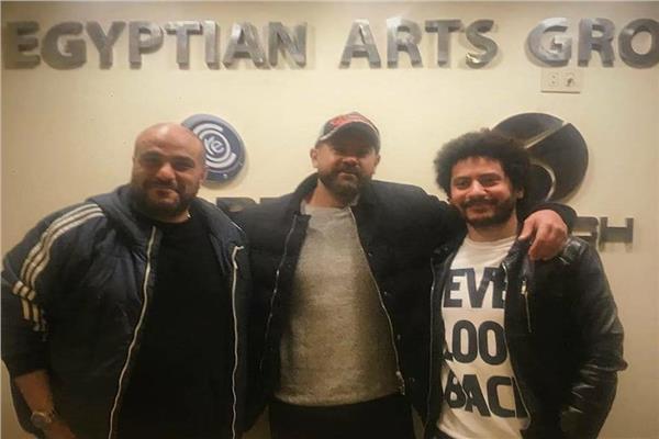 عمرو يوسف يتعاقد مع فنون مصر