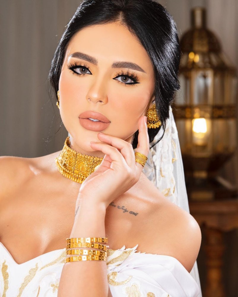  مكياج للعروس من خبيرة التجميل الاماراتية ميرا الحمادي