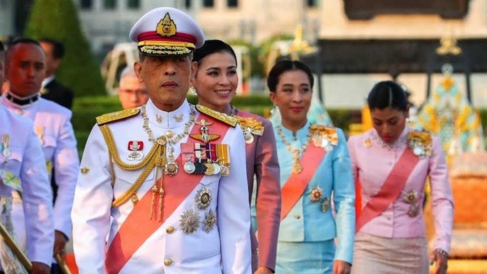  ملك تايلاند يهنئ جو بايدن
