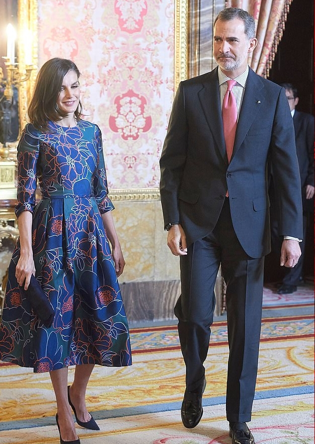 الملك فيليب والملكة ليتيزيا حضرا حفل جوائز ميغيل دي سرفانتس