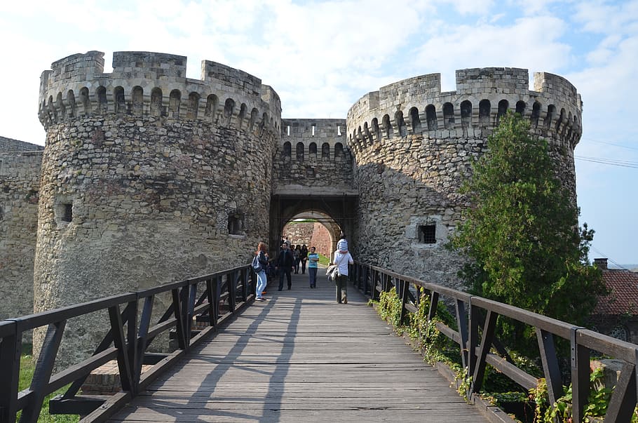 قلعة بلغراد من أهم معالم صربيا بواسطة pxfuel
