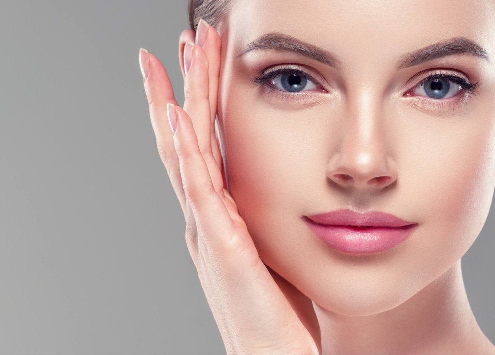 من أهم مميزات عملية شفط دهون الوجه بالليزر تقليل مخاطر حدوث مضاعفات